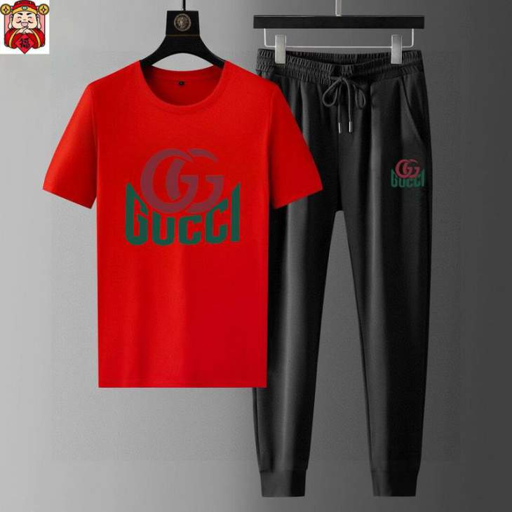 Picture of Gucci Shirt Pant Suits _SKUGucciM-5XLkdtr10422240